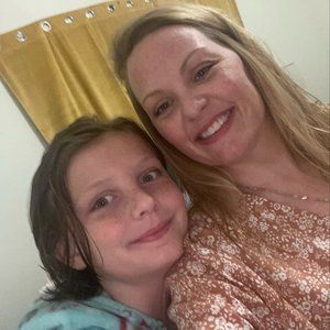 Meet your Posher, Candice